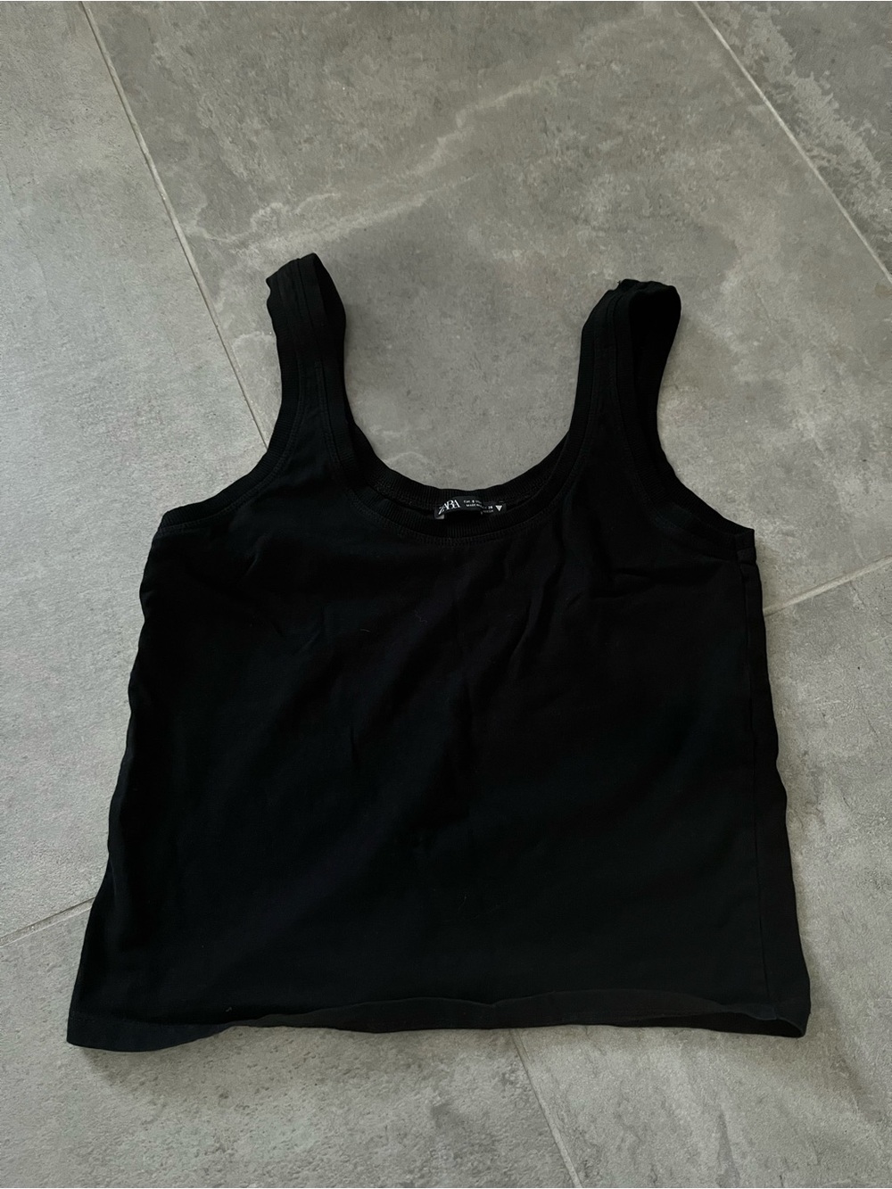 Zara Black Ribbed Tank Top - Scoop Neck Small